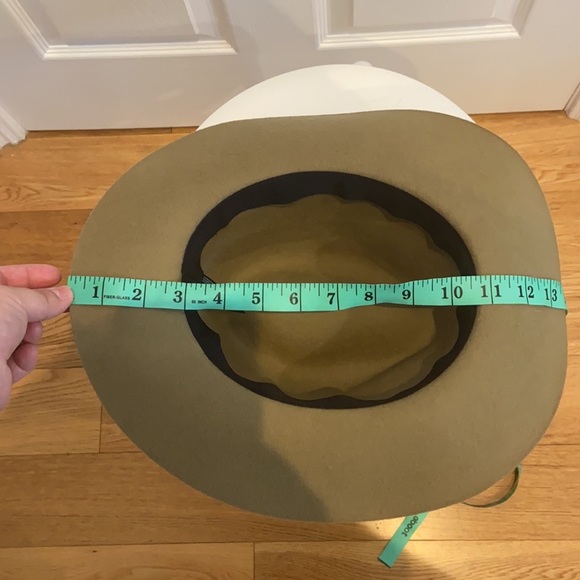 Villete Trimmed Rancher - Picture 10 of 11